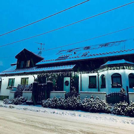 Penzion Bach Vyšné Ružbachy Buitenkant foto