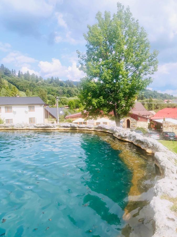 Penzion Bach Vyšné Ružbachy Buitenkant foto