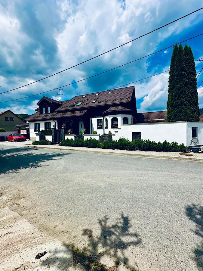Penzion Bach Vyšné Ružbachy Buitenkant foto